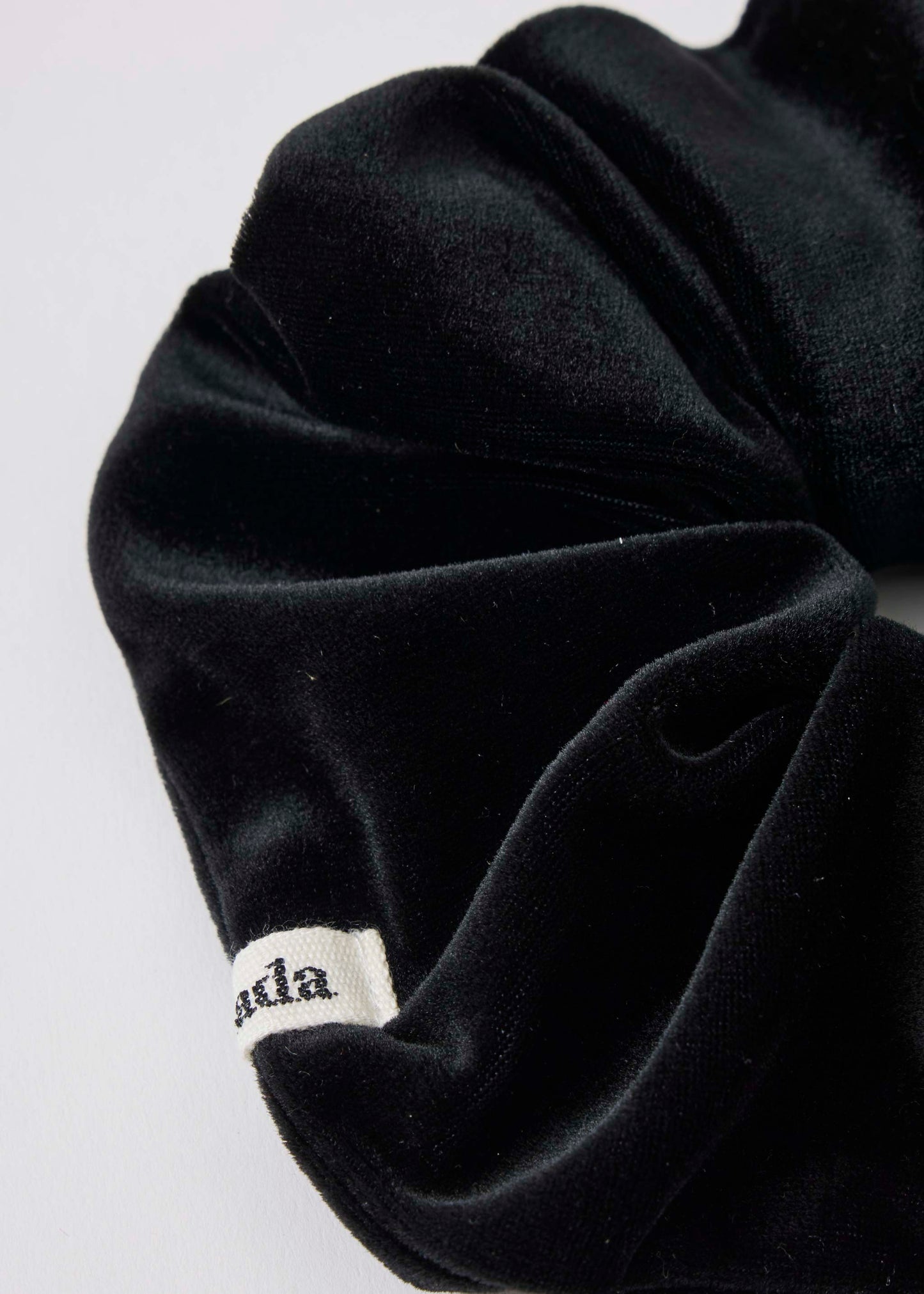 【ONLINE PREORDER】VELOUR CHOUCHOU