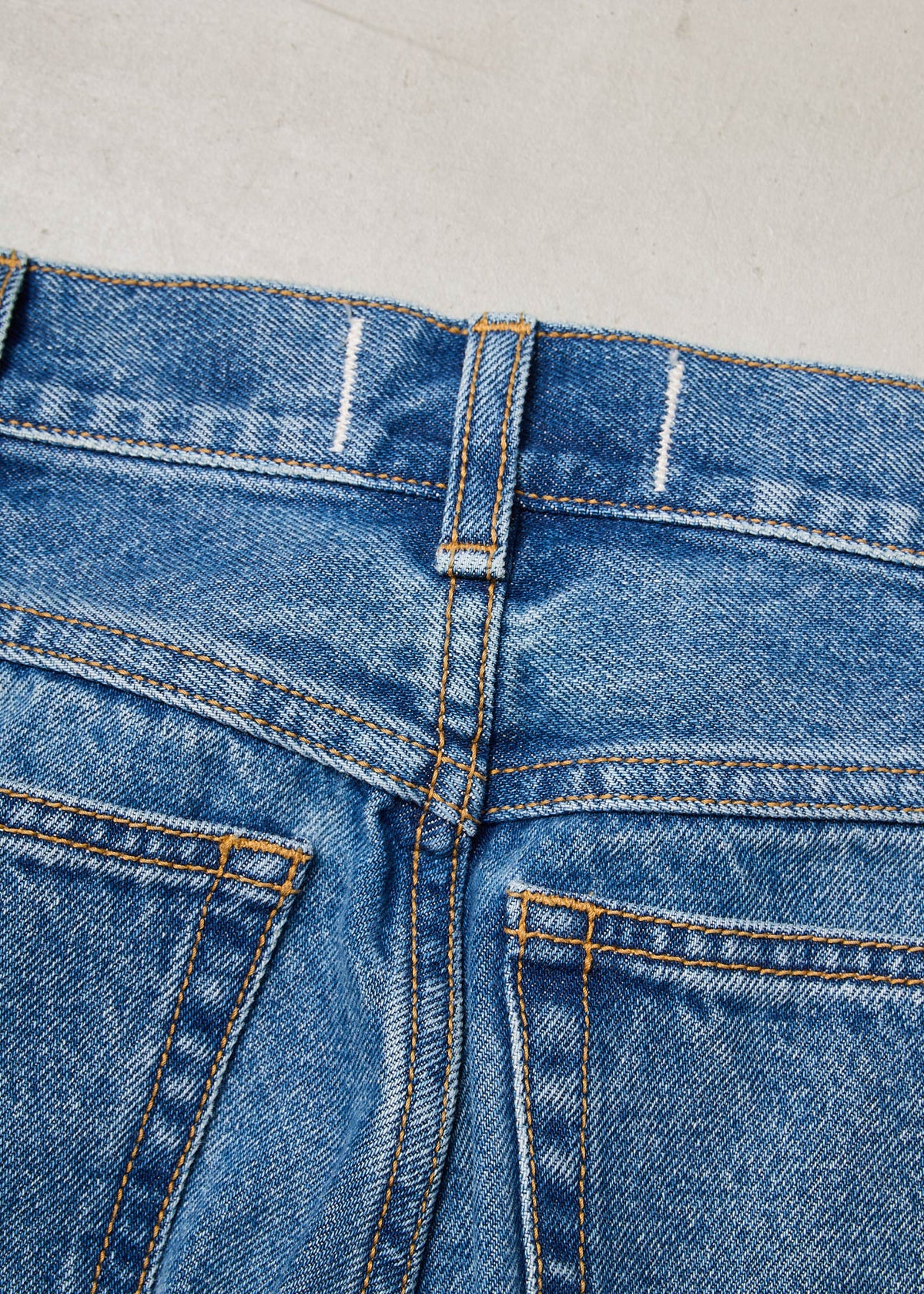 【ONLINE PREORDER】SANTOS JEANS