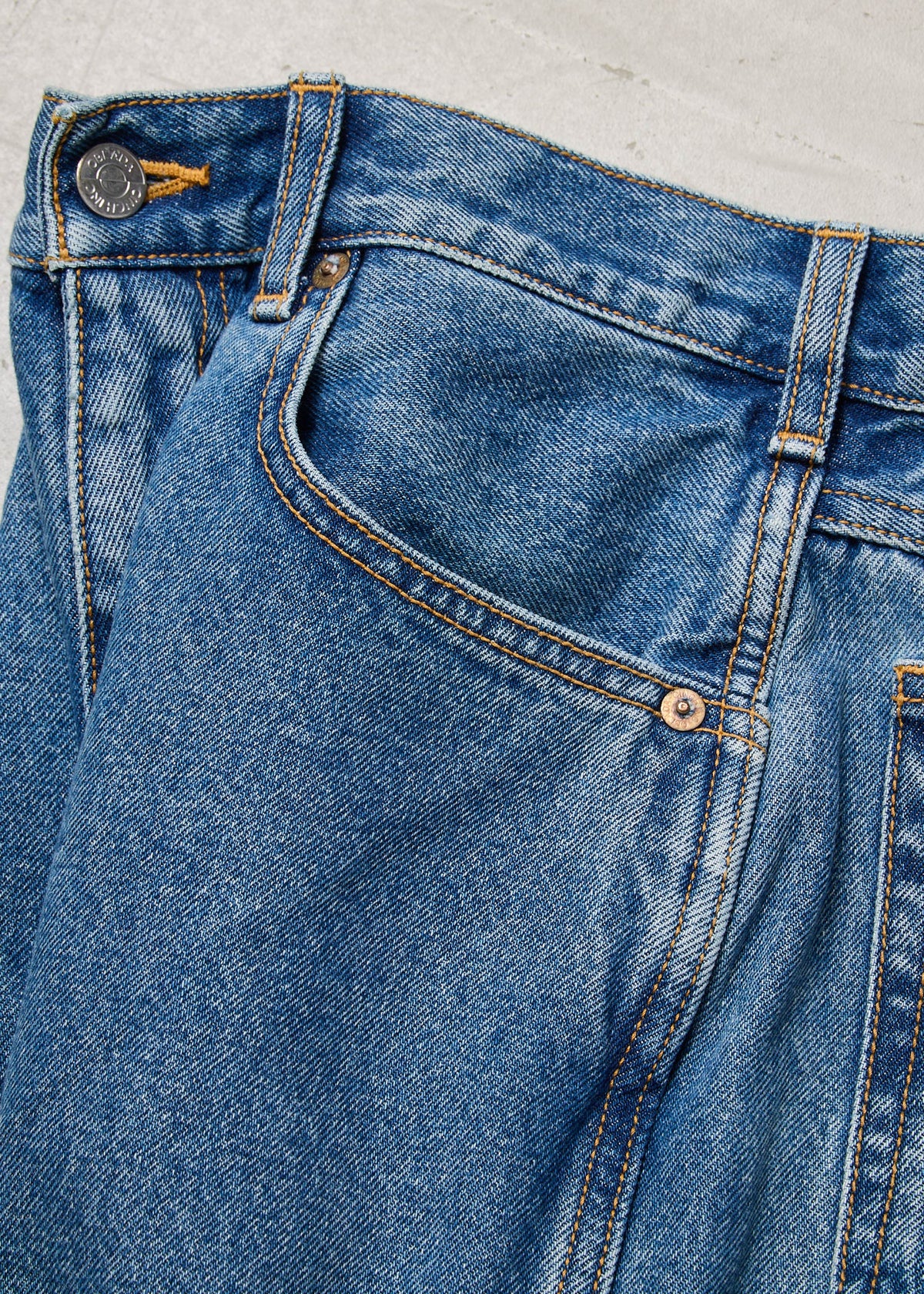 【ONLINE PREORDER】SANTOS JEANS