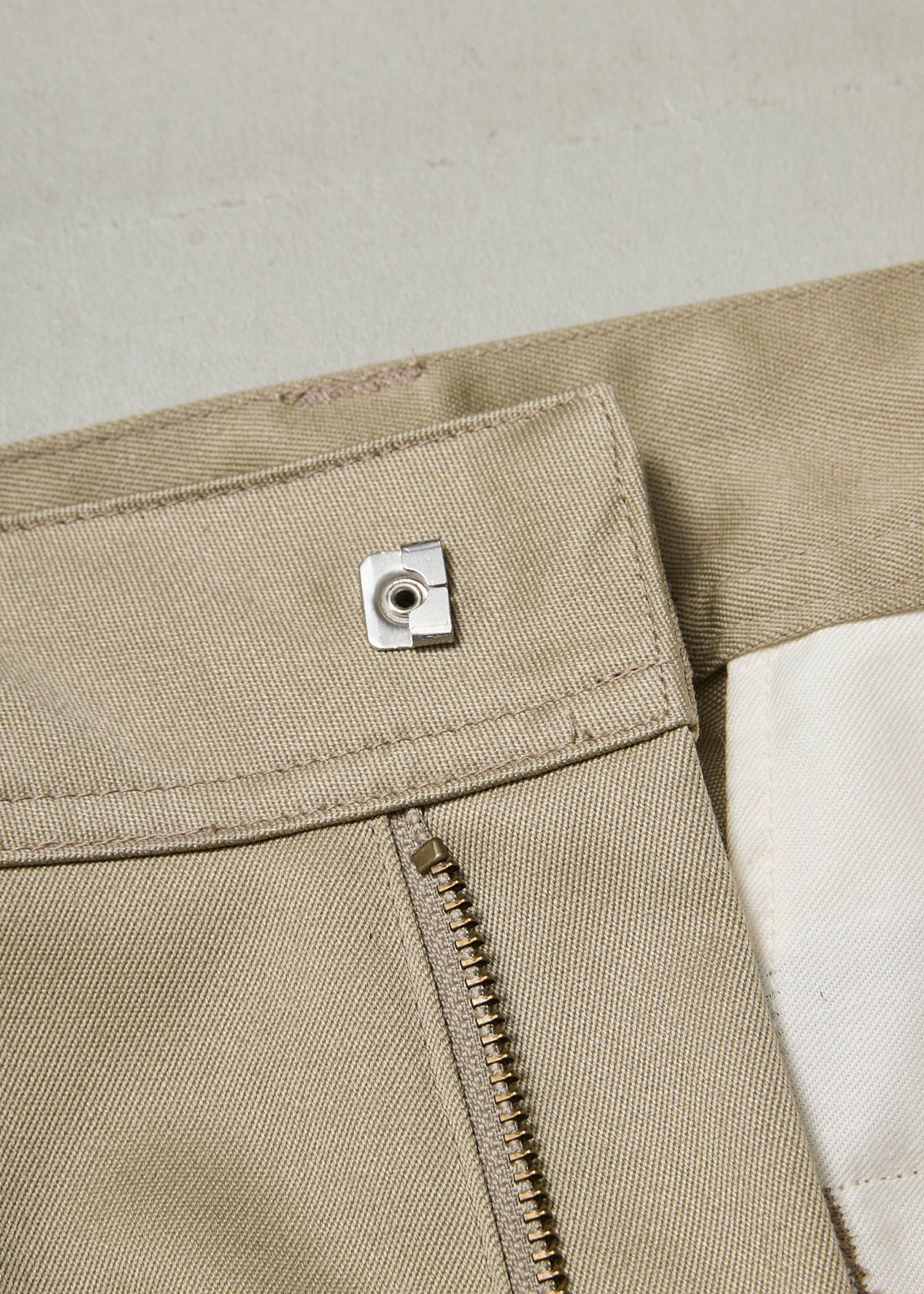 【ONLINE PREORDER】STEADY SHORTS