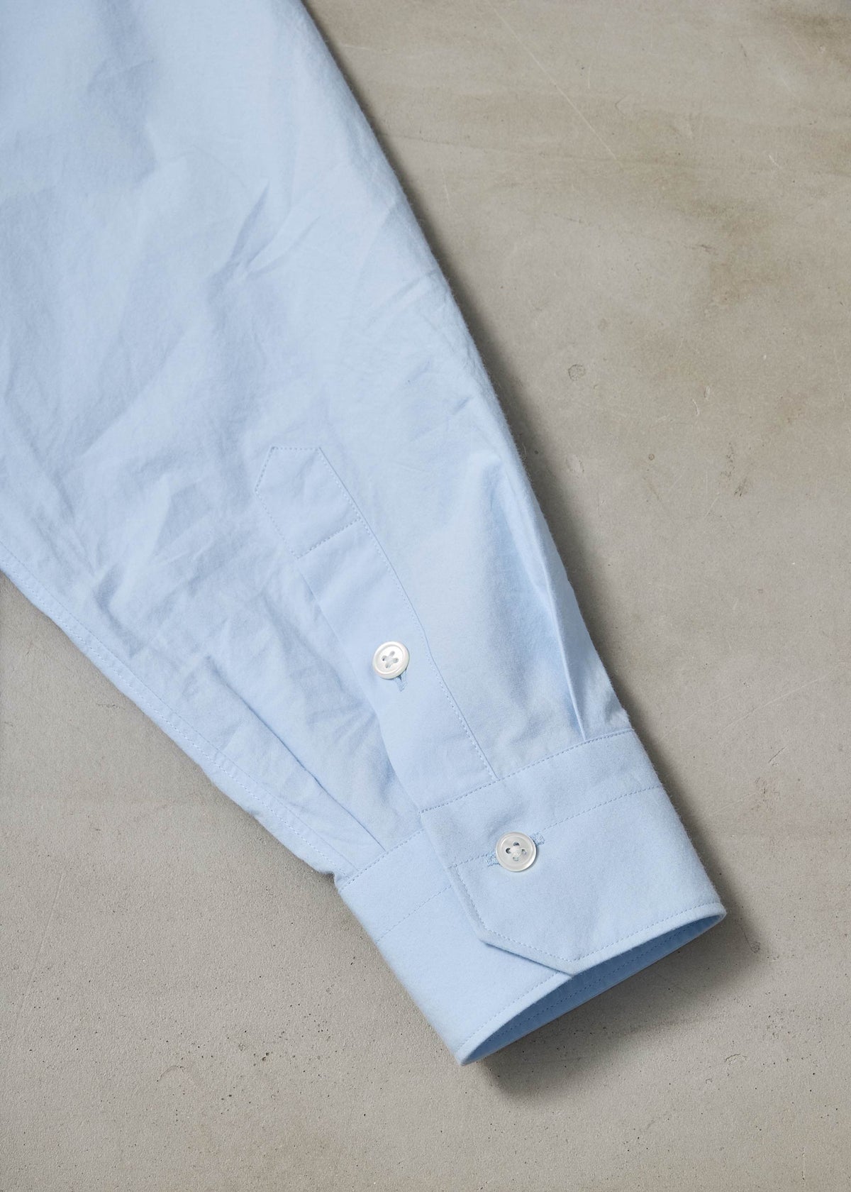 【ONLINE PREORDER】AUTHENTIC SHIRT