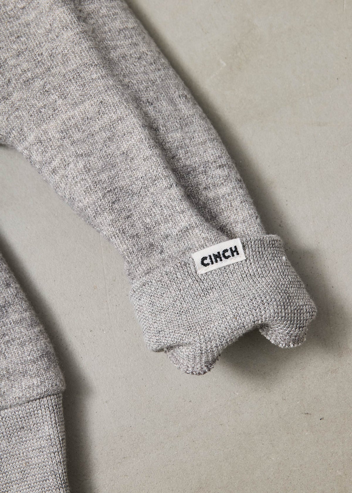 【ONLINE PREORDER】HELLO EMBROIDERY SWEAT