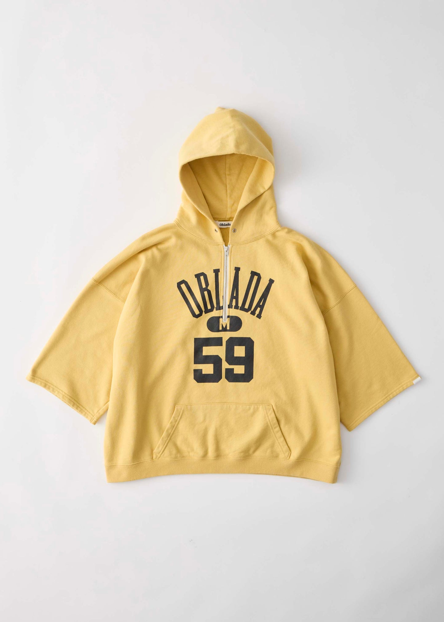 【ONLINE PREORDER】HALF ZIP HOODIE
