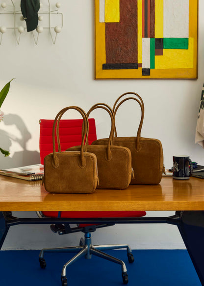 【ONLINE PREORDER】STEADY BAG MEDIUM（SUEDE）