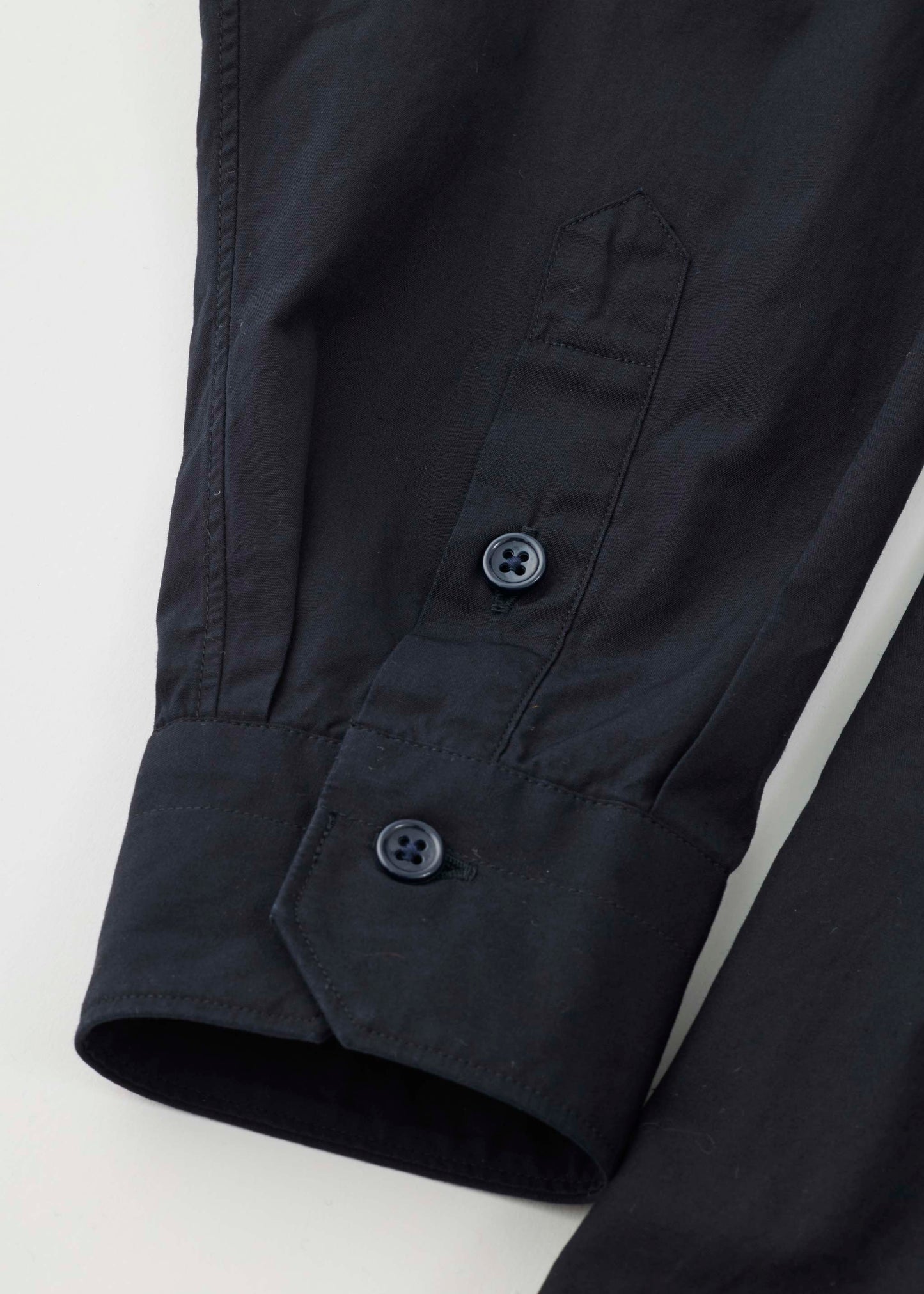 【ONLINE PREORDER】AUTHENTIC SHIRT