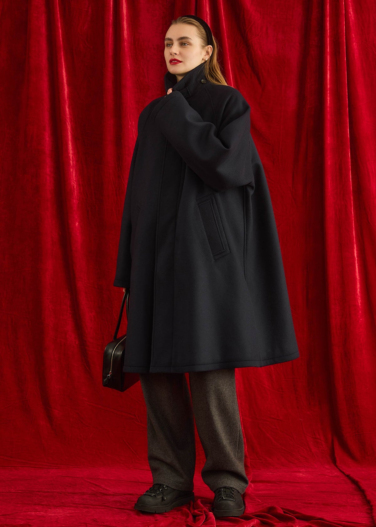 【Oblada】WOOL FEATHER COAT