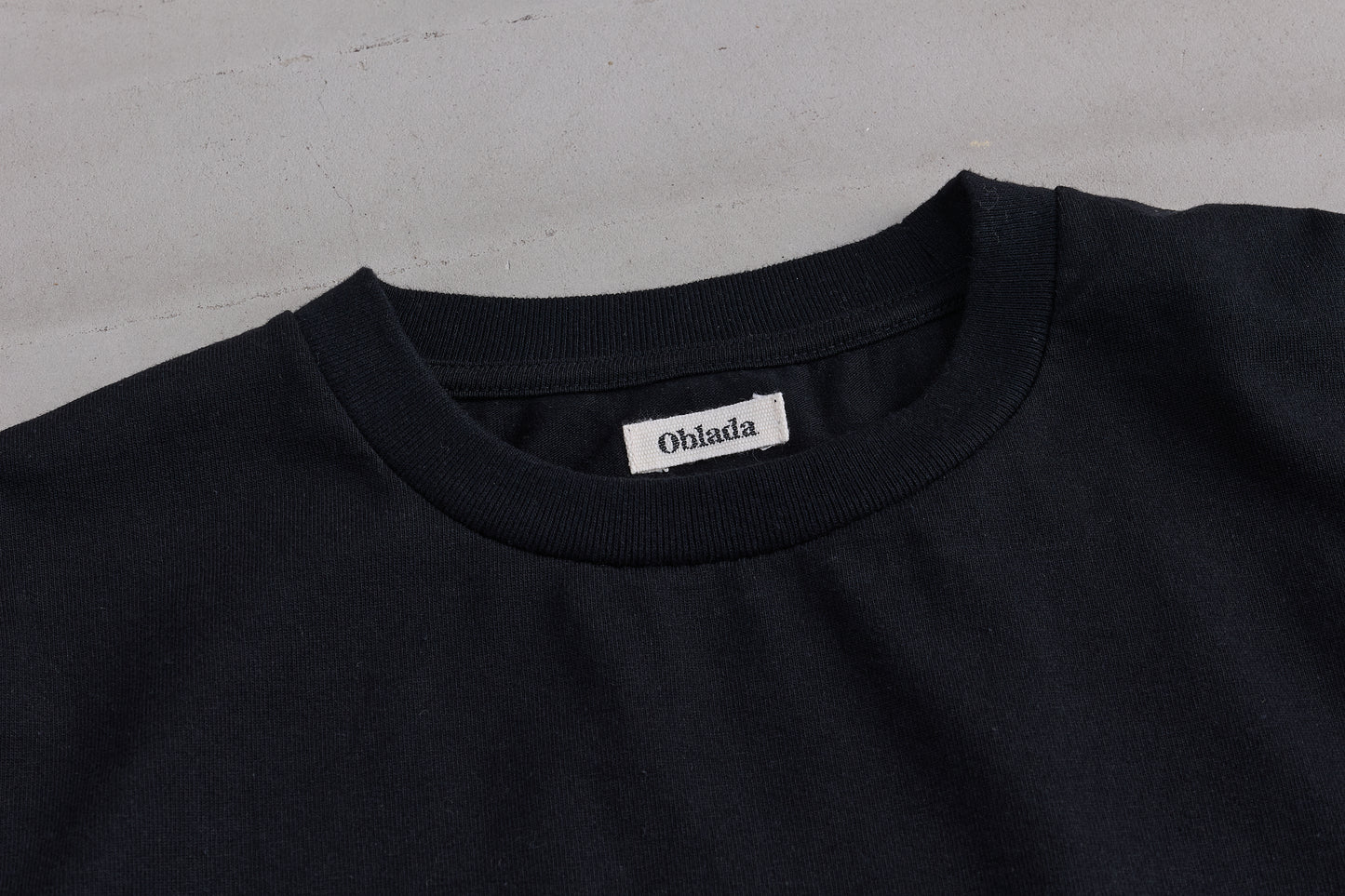 【Oblada】TAPE PRINT TEE