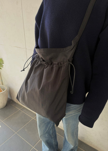 【ERA.】TAS BIG RED CROSS APRON BAG